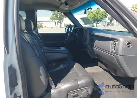 2000 Chevrolet Silverado 1500 Ls из США, поврежденный, VIN 2GCEC19T7Y1254546